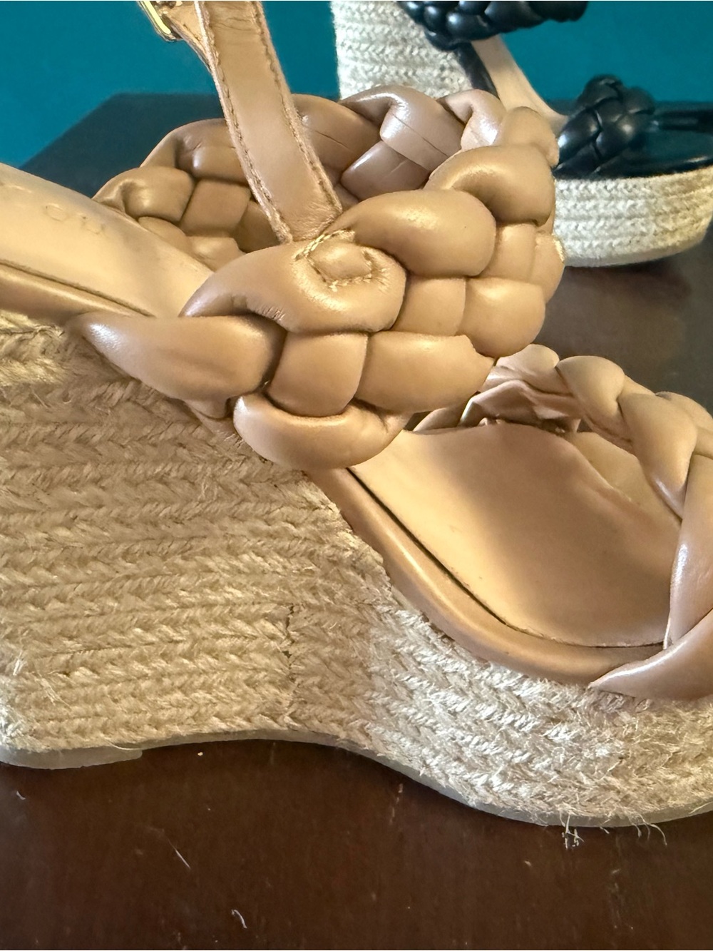 Woven Leather Espadrille Wedge - Tan size 6 *pls note imperfection